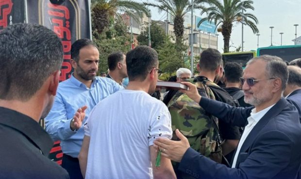 مراسم بدرقه موکب خدام‌العتره شهرداری رشت به کربلای معلی در پیاده راه فرهنگی شهدای ذهاب رشت برگزار شد