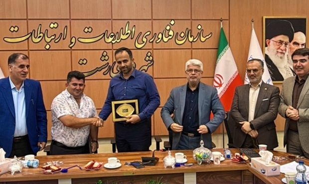 قرارداد سرمایه گذاری احداث مجتمع مسکونی،تجاری عطاآفرین در رشت منعقد شد شوقی:با مدیریت منسجم و حمایت‌های شورای اسلامی، بسترهای لازم برای سرمایه‌گذاری رشت فراهم شده است