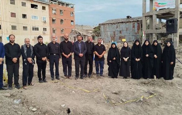 شعرخوانی شاعران گیلانی در معراج شهدای آستانه اشرفیه + عکس